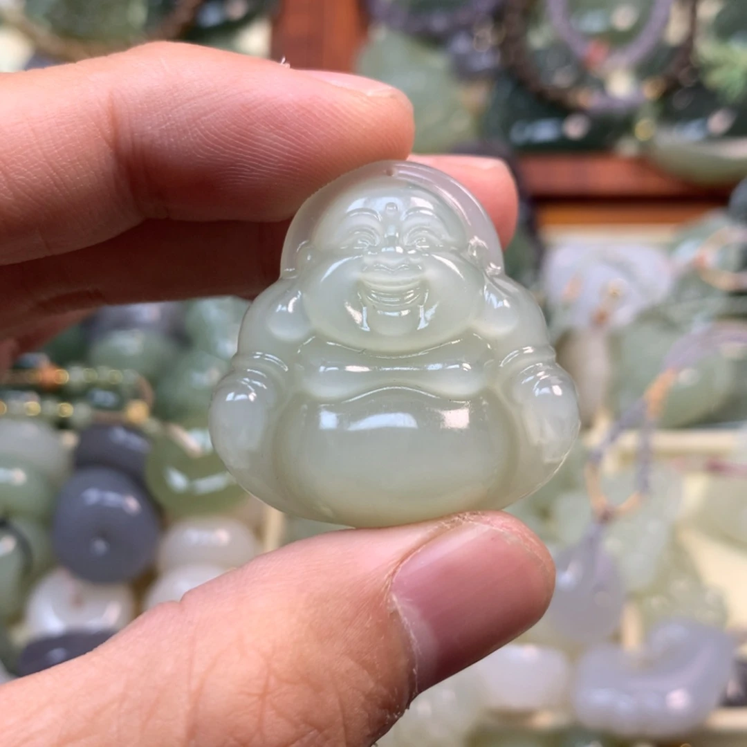 【闪购商品】颈饰未镶嵌和田玉糖*