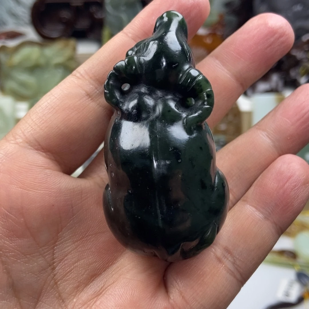【闪购商品】吊坠(不含链)未镶嵌和田玉