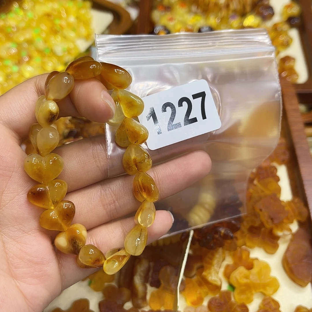 ****阿琥珀未镶嵌珠宝奇石
