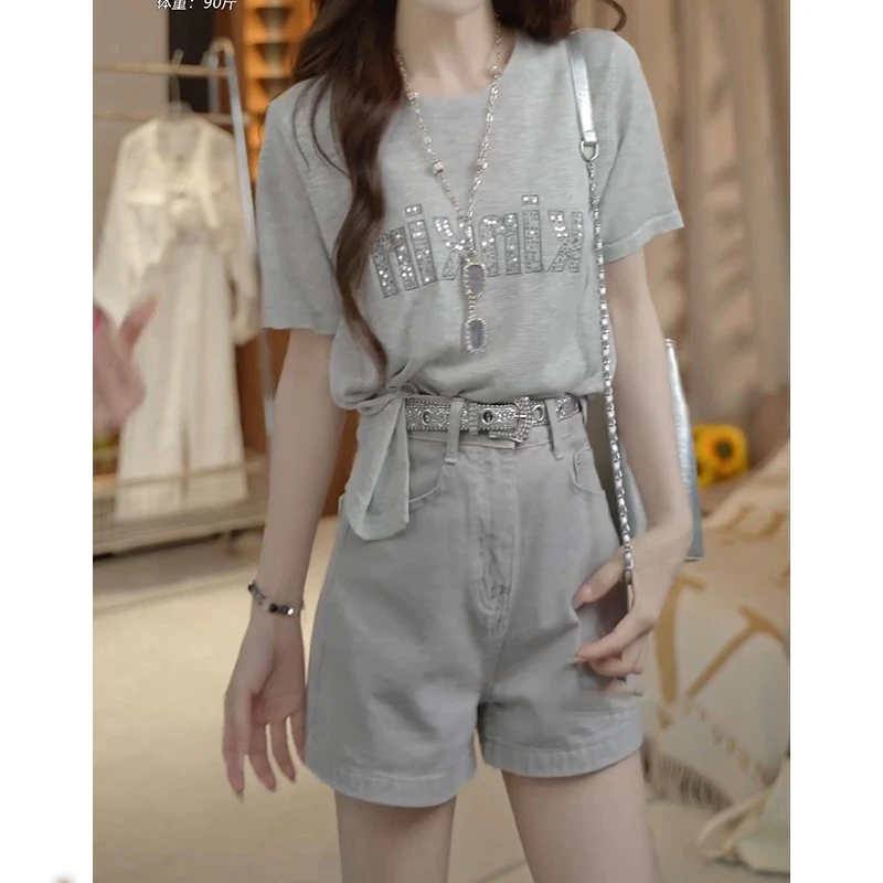 25新时尚百搭亮片字母休闲T恤上衣+高腰显瘦牛仔裤短裤LK2502996