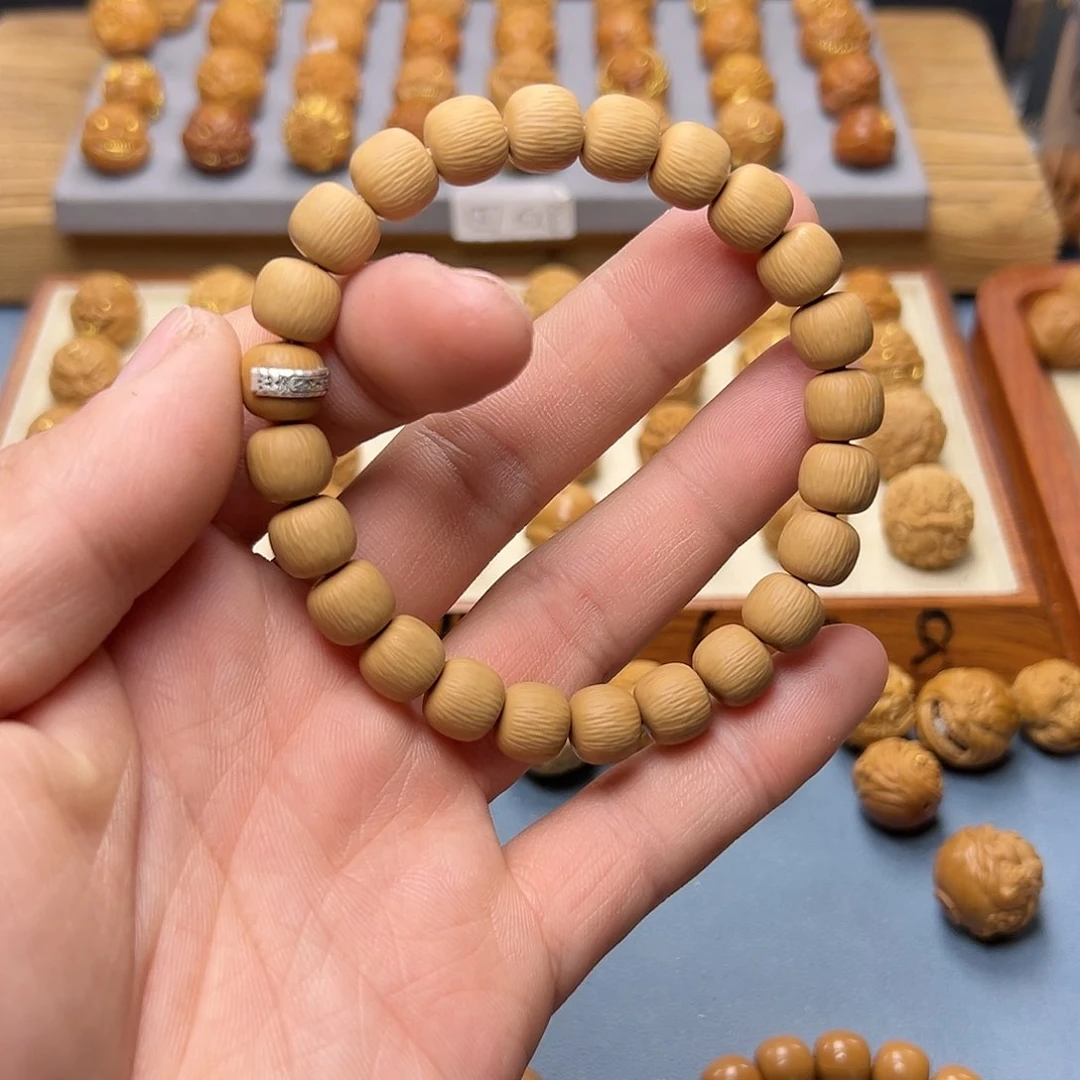 【闪购商品】猴头核桃把件慈***落山峦