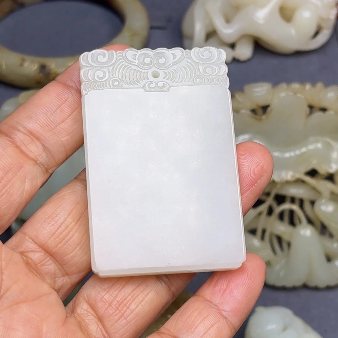 和田玉（糖玉）挂件未镶嵌力*?