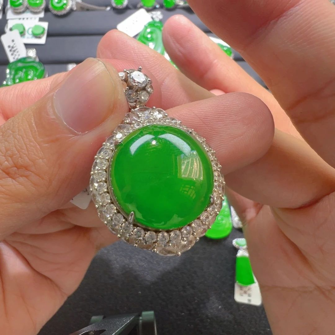 翡翠银S925镶嵌颈饰