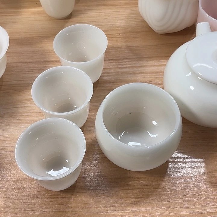 做***1陶瓷制品及陶瓷艺术品微瑕