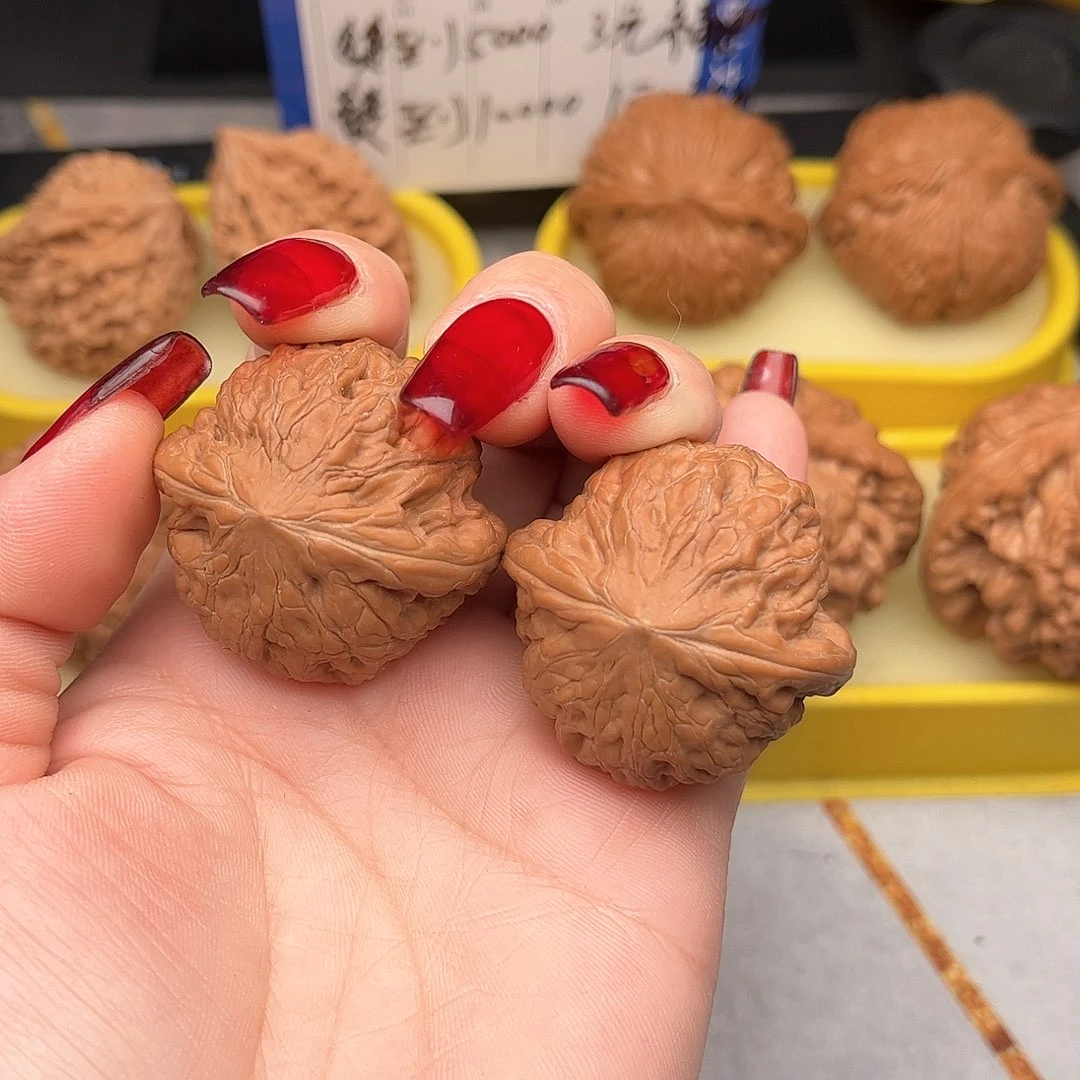 文玩核桃把件ゾ****?铁锤全品38