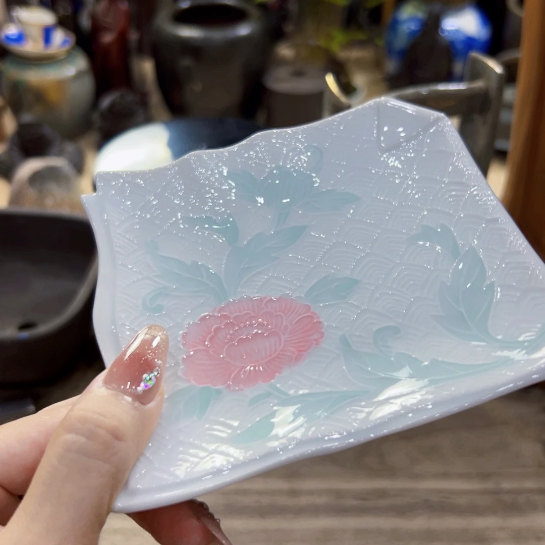 瓷片陶瓷的使用价值极好