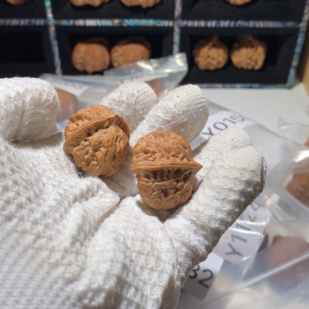 M***g文玩核桃吊坠门头沟