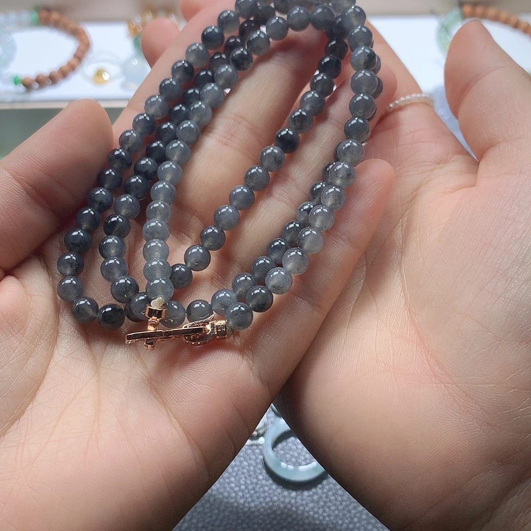 翡翠未镶嵌颈饰珠链