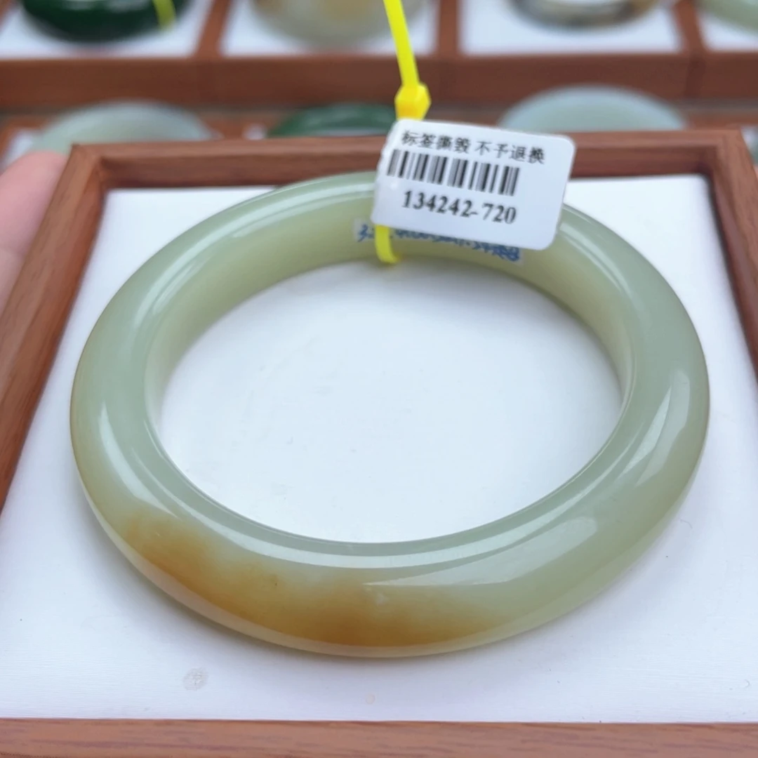 【闪购商品】未镶嵌手镯和田玉和田玉5455