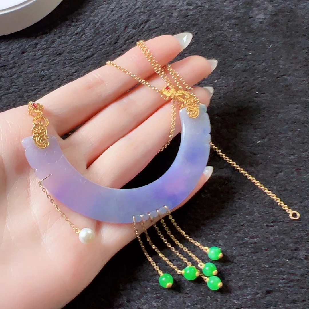 翡翠颈饰18K金镶嵌签收后24小时鉴赏期，过时不退