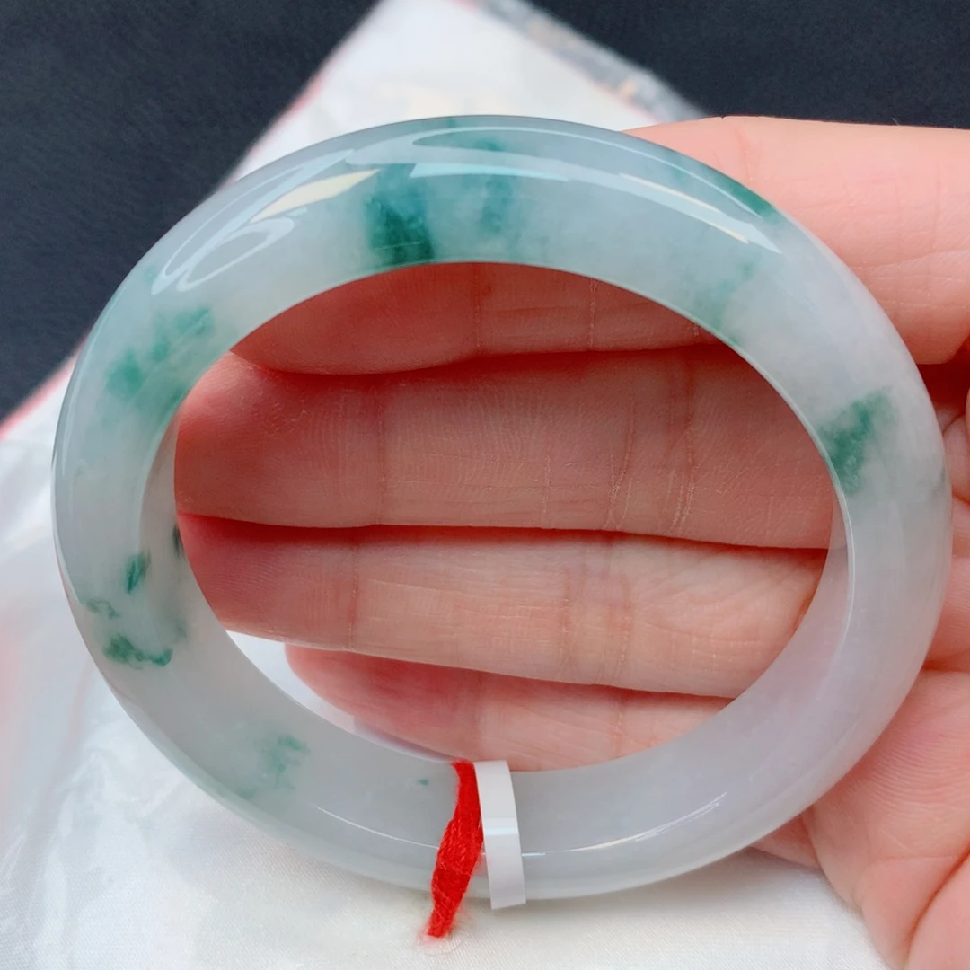 翡翠未镶嵌手镯54圈 白冰底飘蓝绿花完整度高