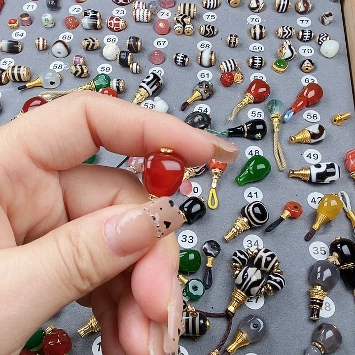 玛瑙/玉髓未镶嵌饰品