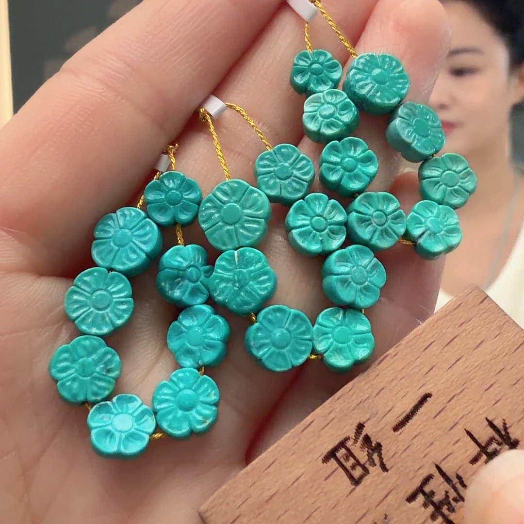 绿松石未镶嵌颈饰