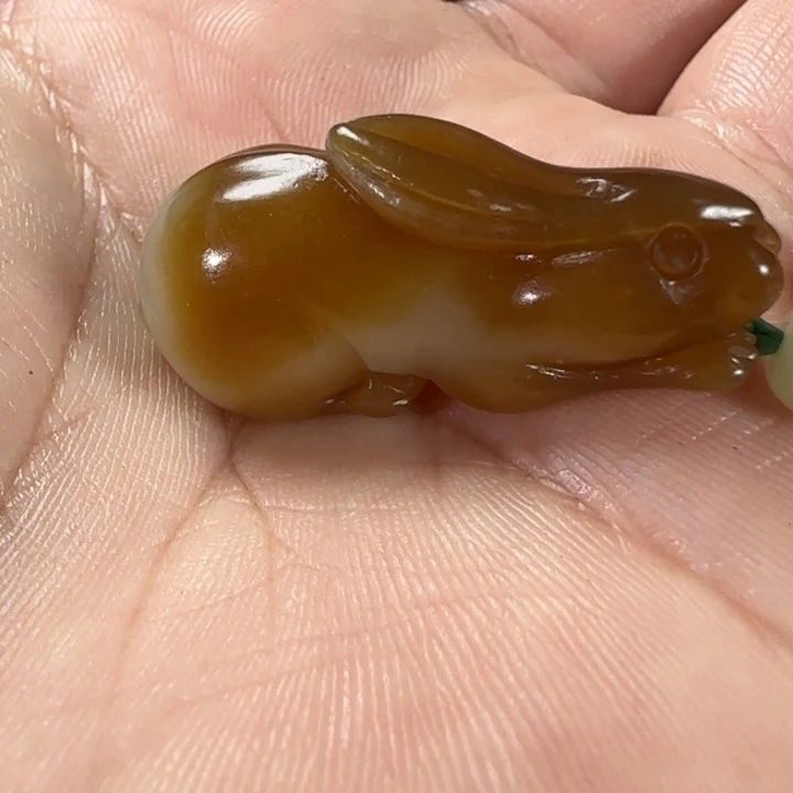 和田玉未镶嵌颈饰定制