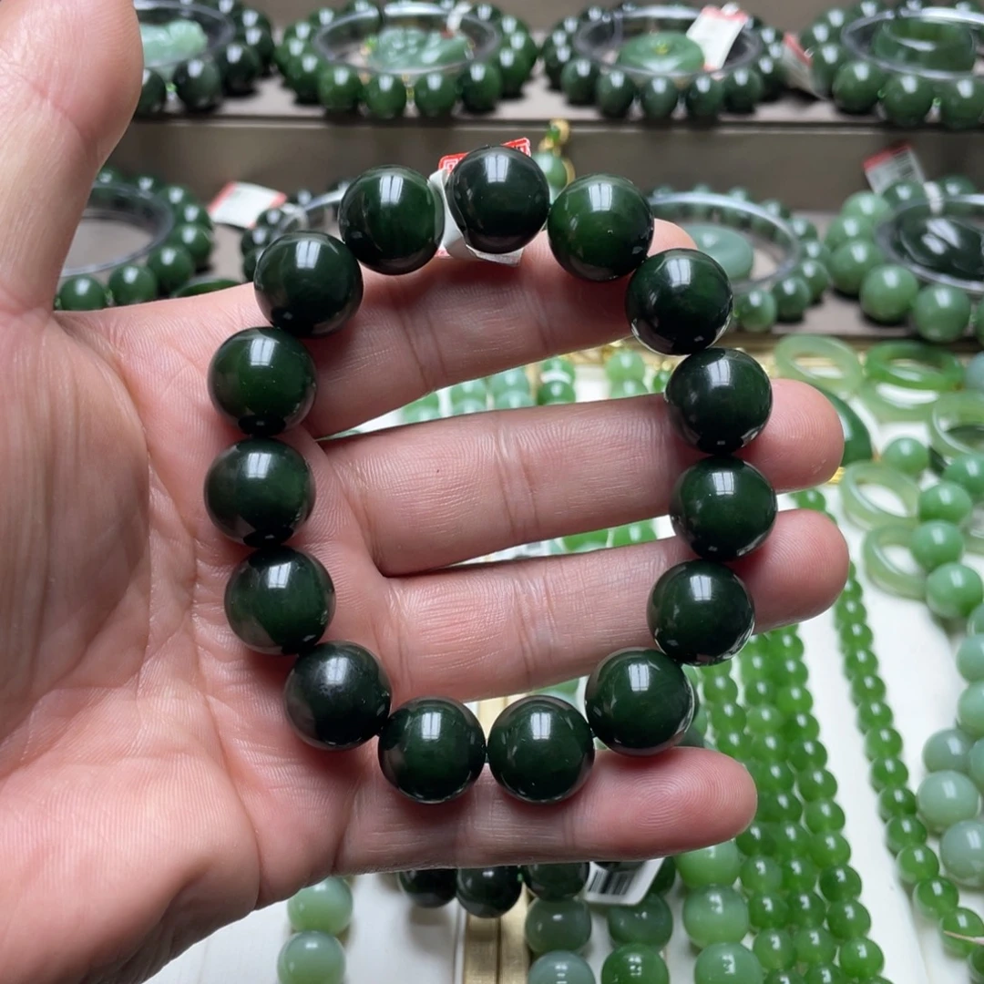 和田玉（碧玉）未镶嵌手链
