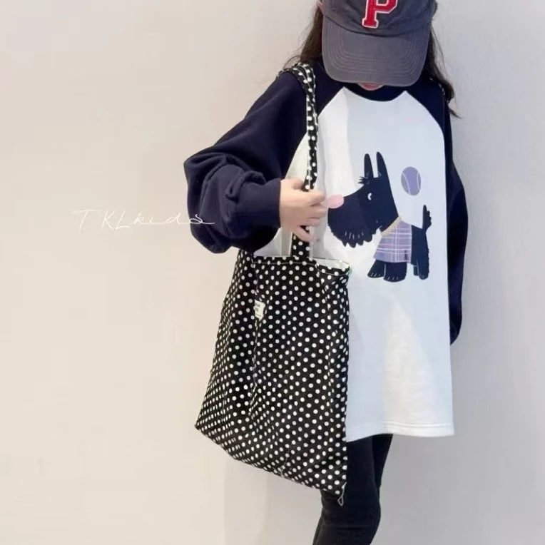 6918童装插肩小狗加绒卫衣