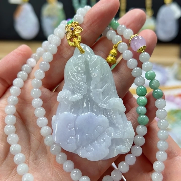 颈饰未镶嵌翡翠吊坠