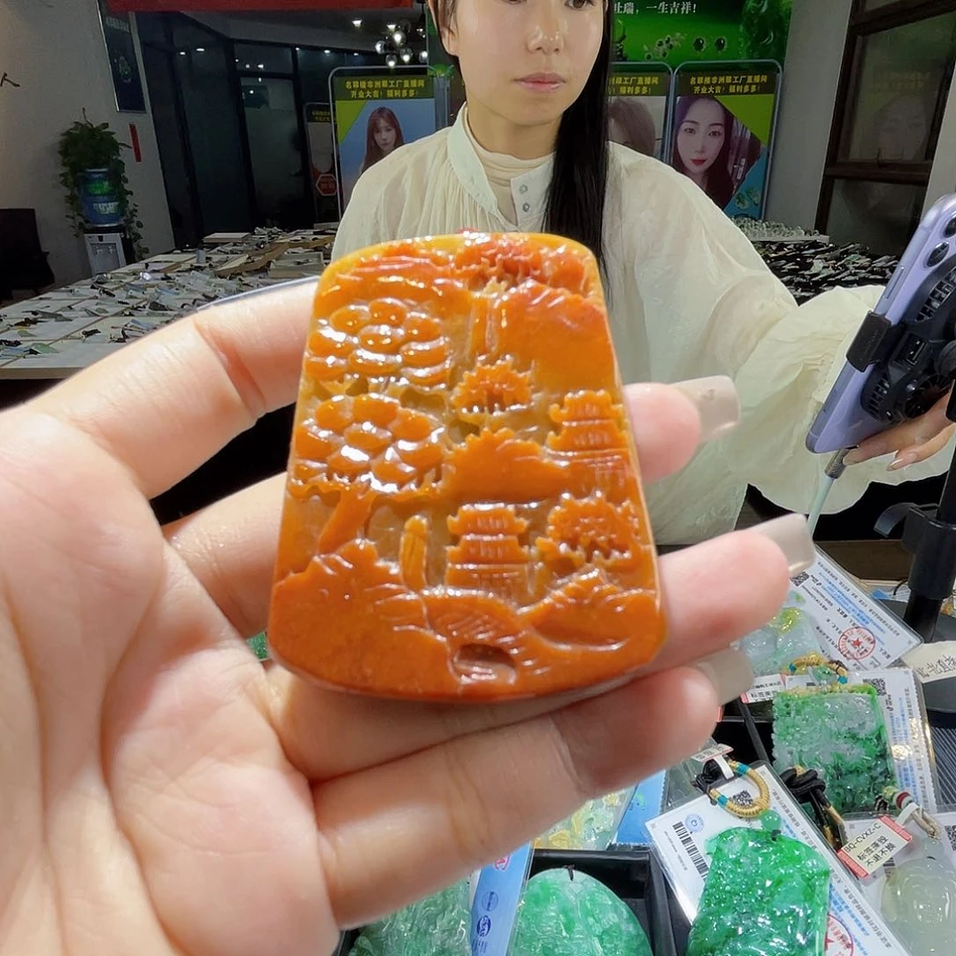 颈饰未镶嵌翡翠一