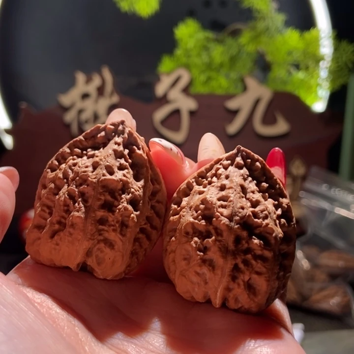 文玩核桃吊坠聚核财婉楸63