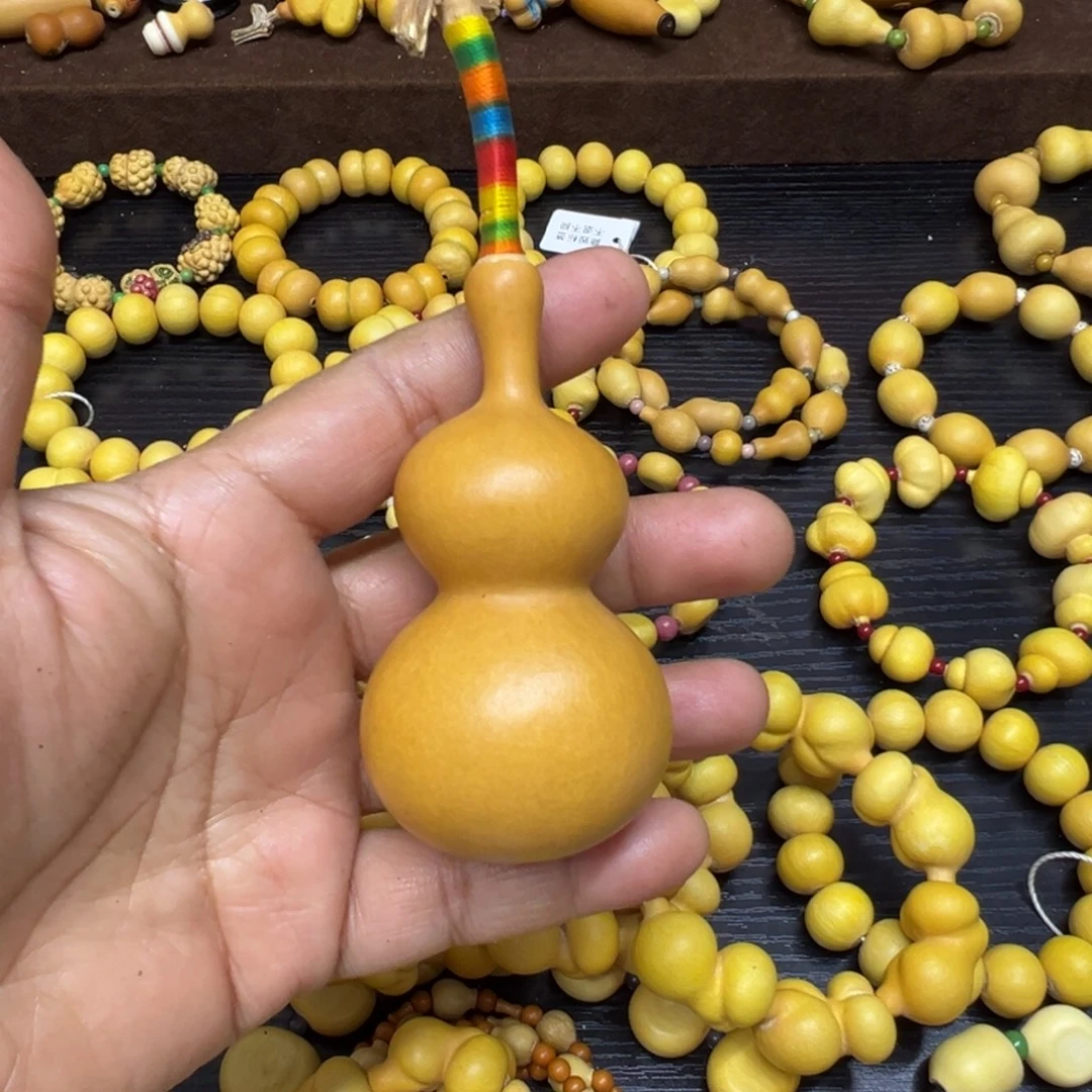 爧***燃老皮八宝手把件1个