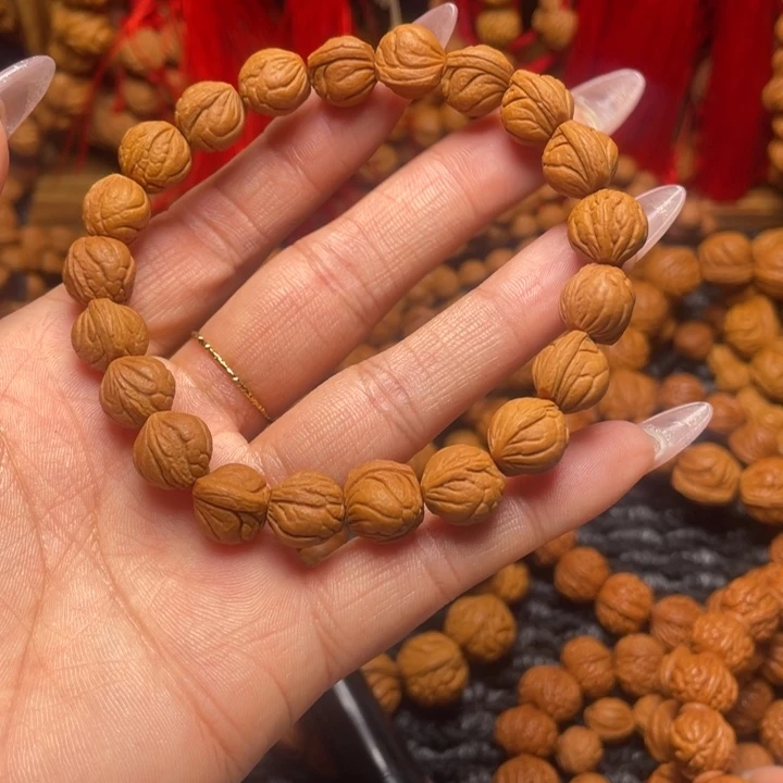 木质类龙纹桃枭手串