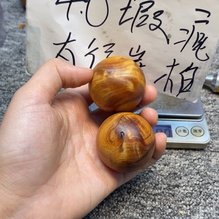 柏木（崖柏）瑕疵05