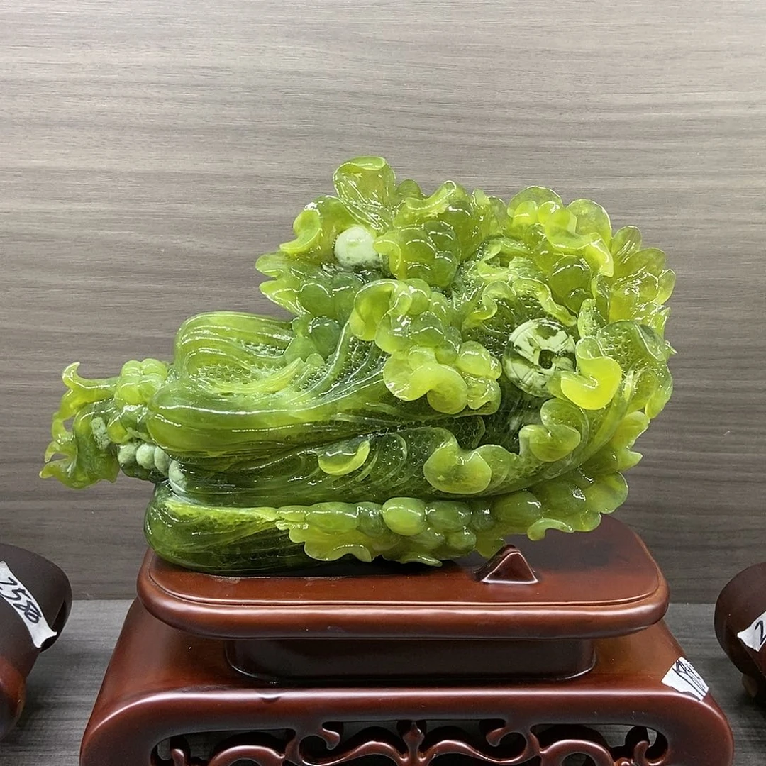 【闪购商品】蛇纹石玉未镶嵌家居摆件