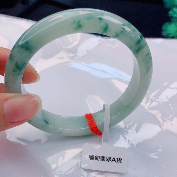 未镶嵌手镯翡翠61圈