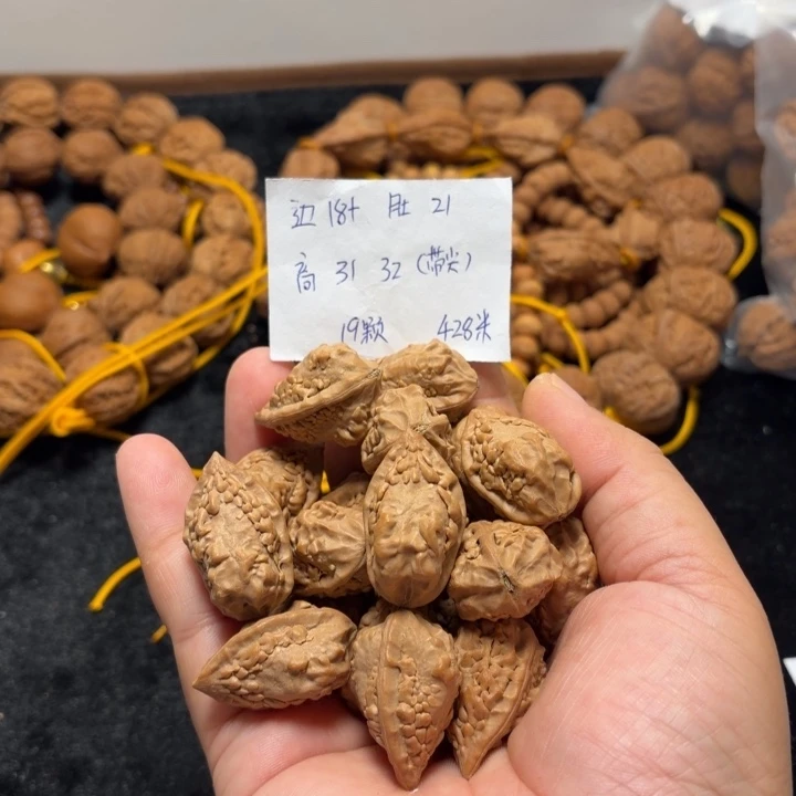 手串文玩核桃麒麟角手持18+1