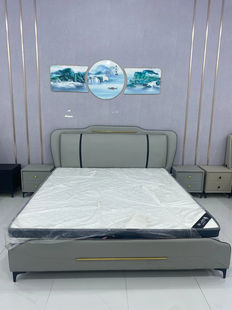 现代简约轻奢主卧室皮床1.8米大床婚床家用储物高箱双人床软包床