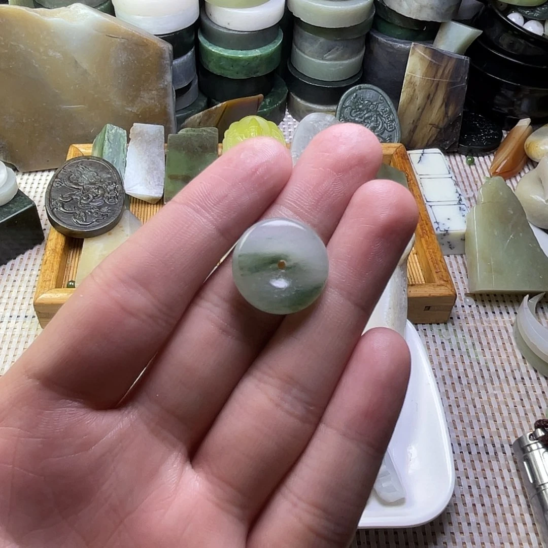 未镶嵌软玉珠宝半成品