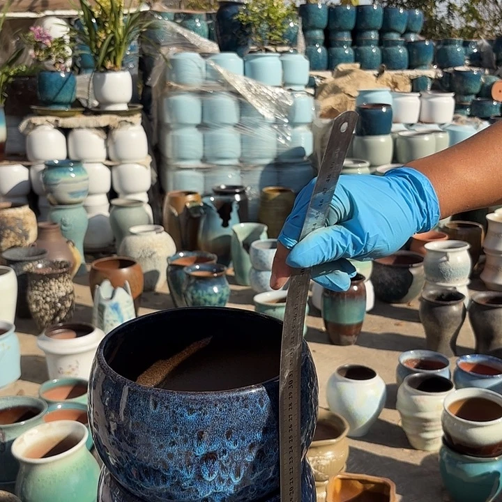 高度19厘米口18厘米