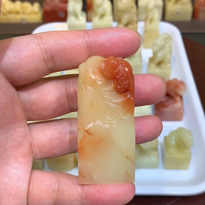朗***澈寿山石印石寿山石