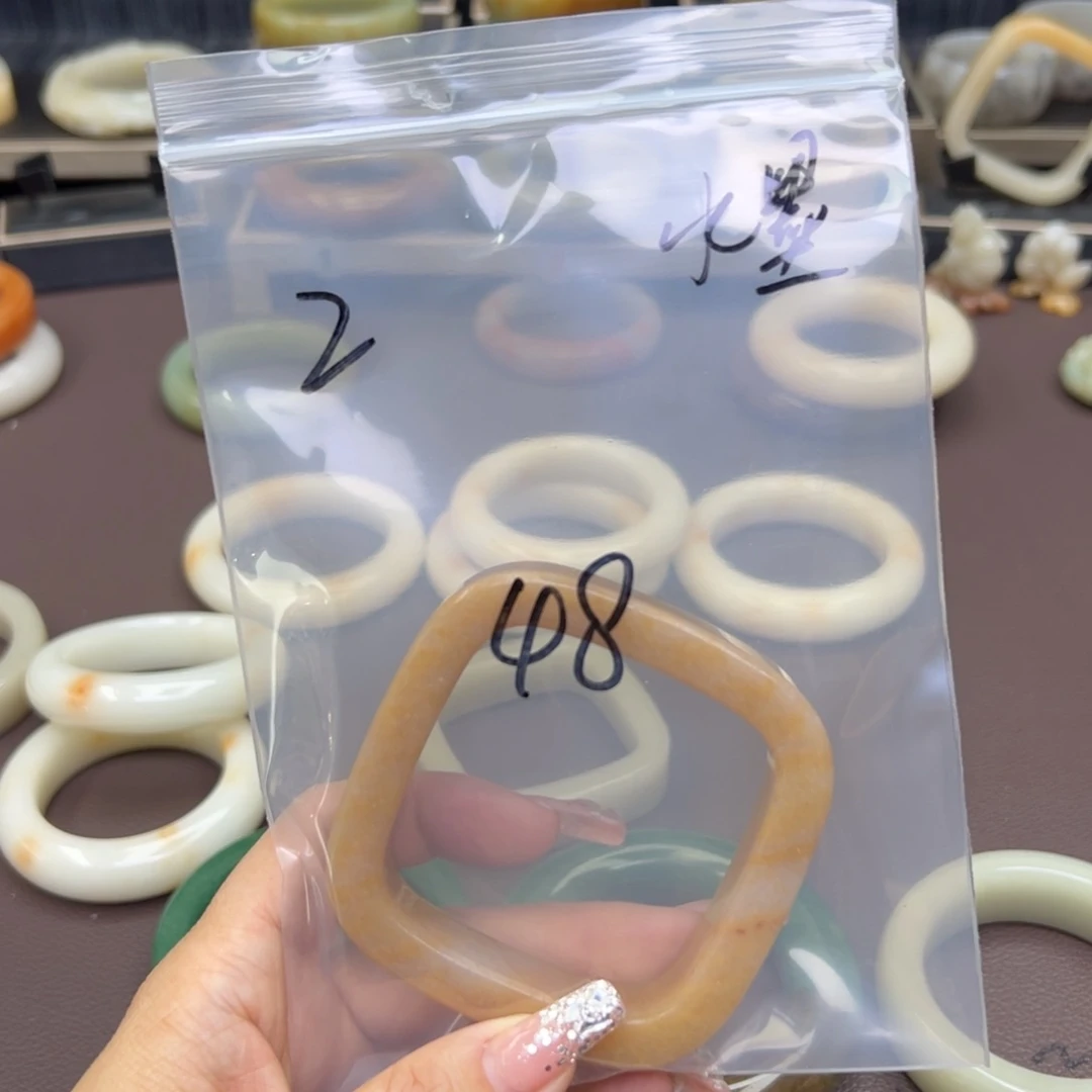 石英质玉手镯未镶嵌水*