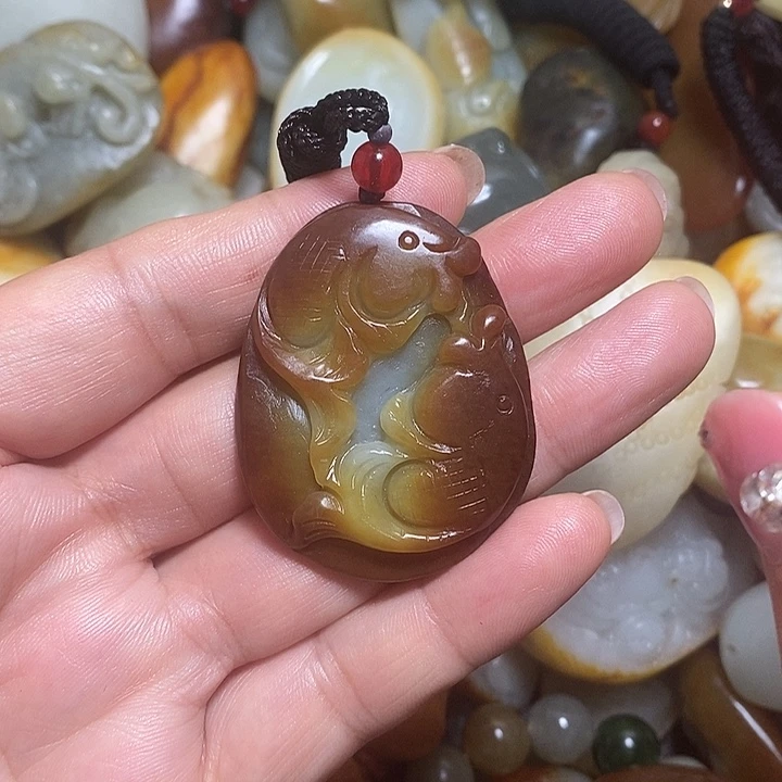 和田玉未镶嵌挂件