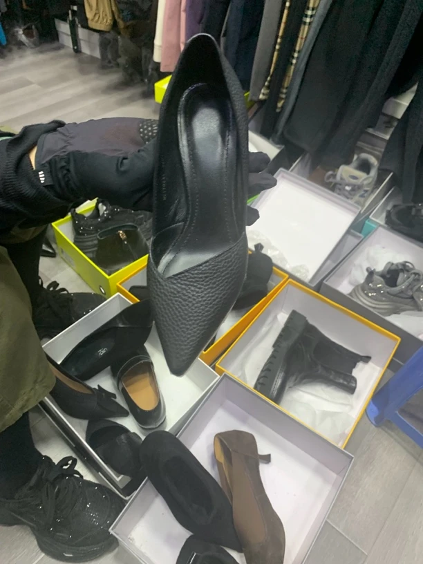 高跟中口细跟法式尖头纯色单鞋跟鞋女士女鞋百搭黑色气质