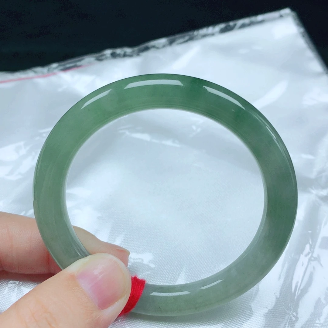 翡翠手镯未镶嵌52