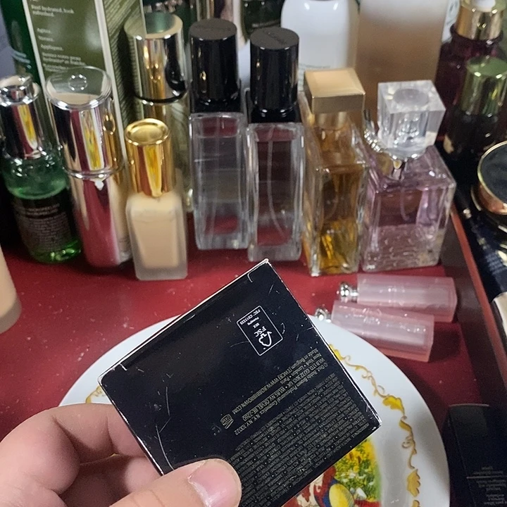 我***得瓷片哈哈哈哈哈哈哈哈哈