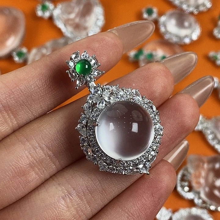 石英质玉银S925镀金镶嵌颈饰