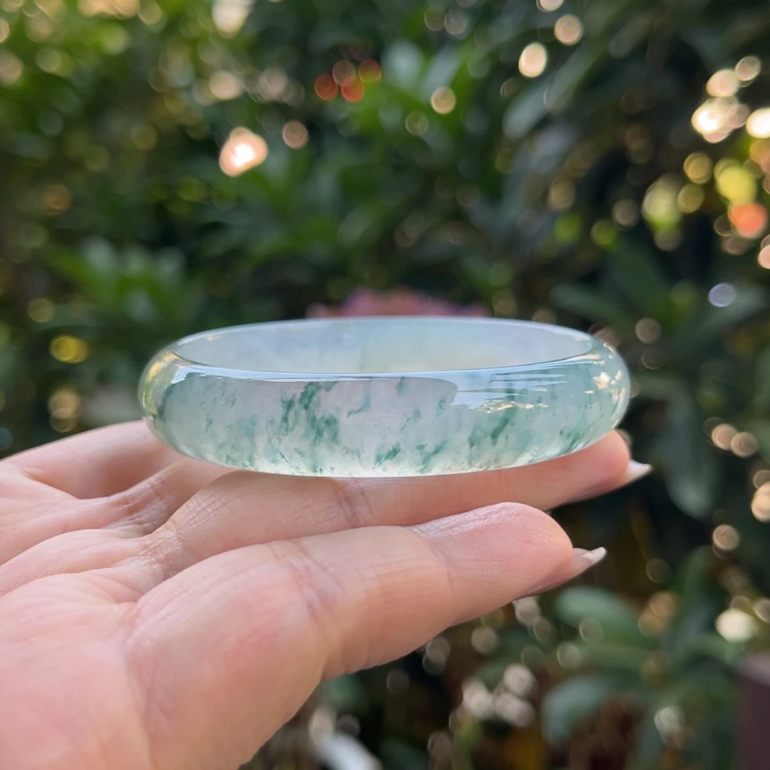 翡翠未镶嵌手镯55.5贵妃