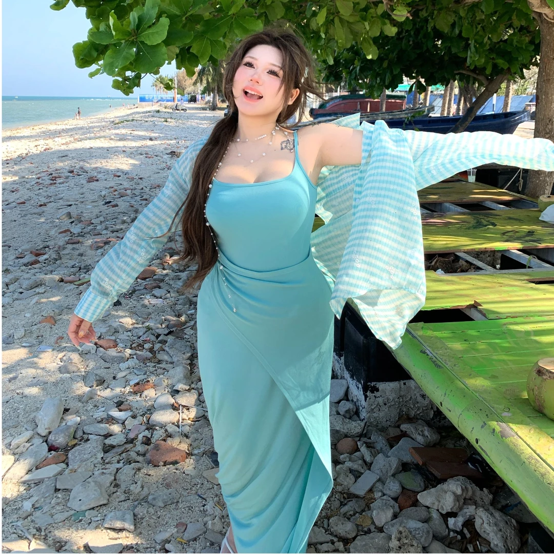 安妮不火【衬衫薄荷冷雾肌】小众设计款开叉双色格纹衬衫A251C0057