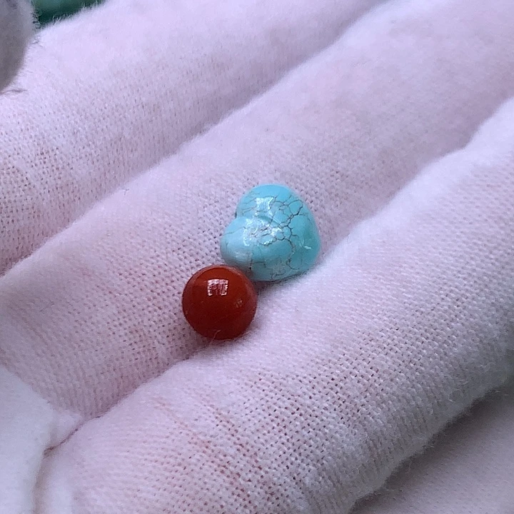 南红玛瑙未镶嵌珠宝奇石