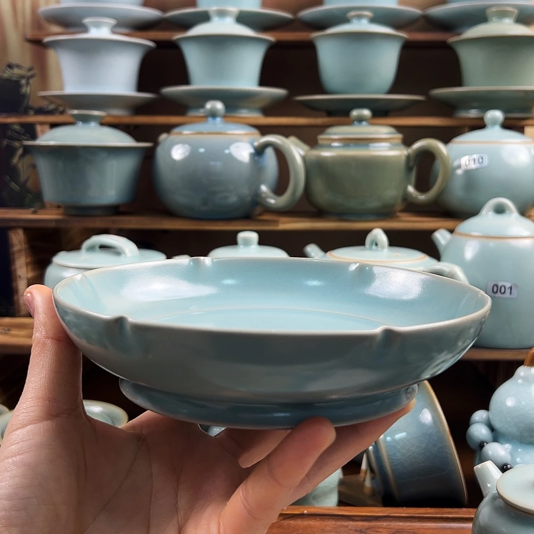 仿古釉微瑕啦葵口壶承