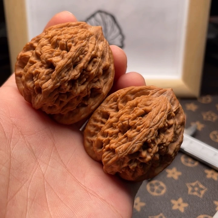 核桃麦穗虎头文玩核桃