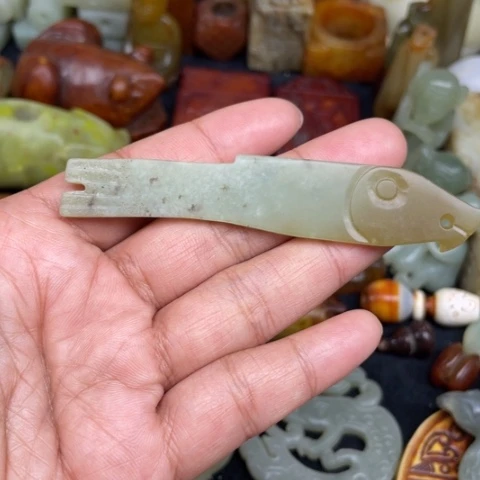 和田玉未镶嵌颈饰49