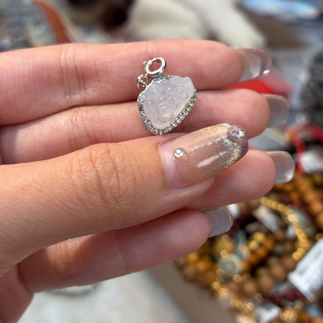 翡翠银S925镶嵌颈饰滴流