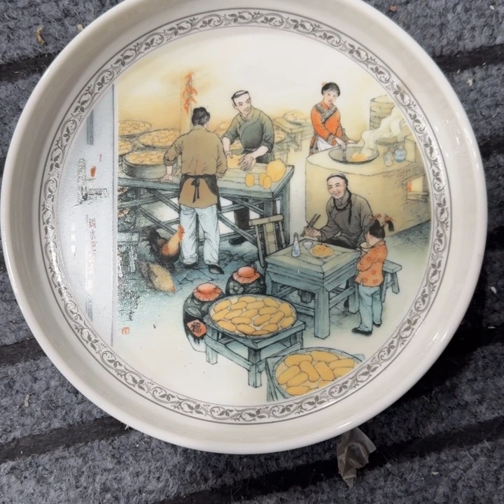 景德镇陶瓷摆件展品