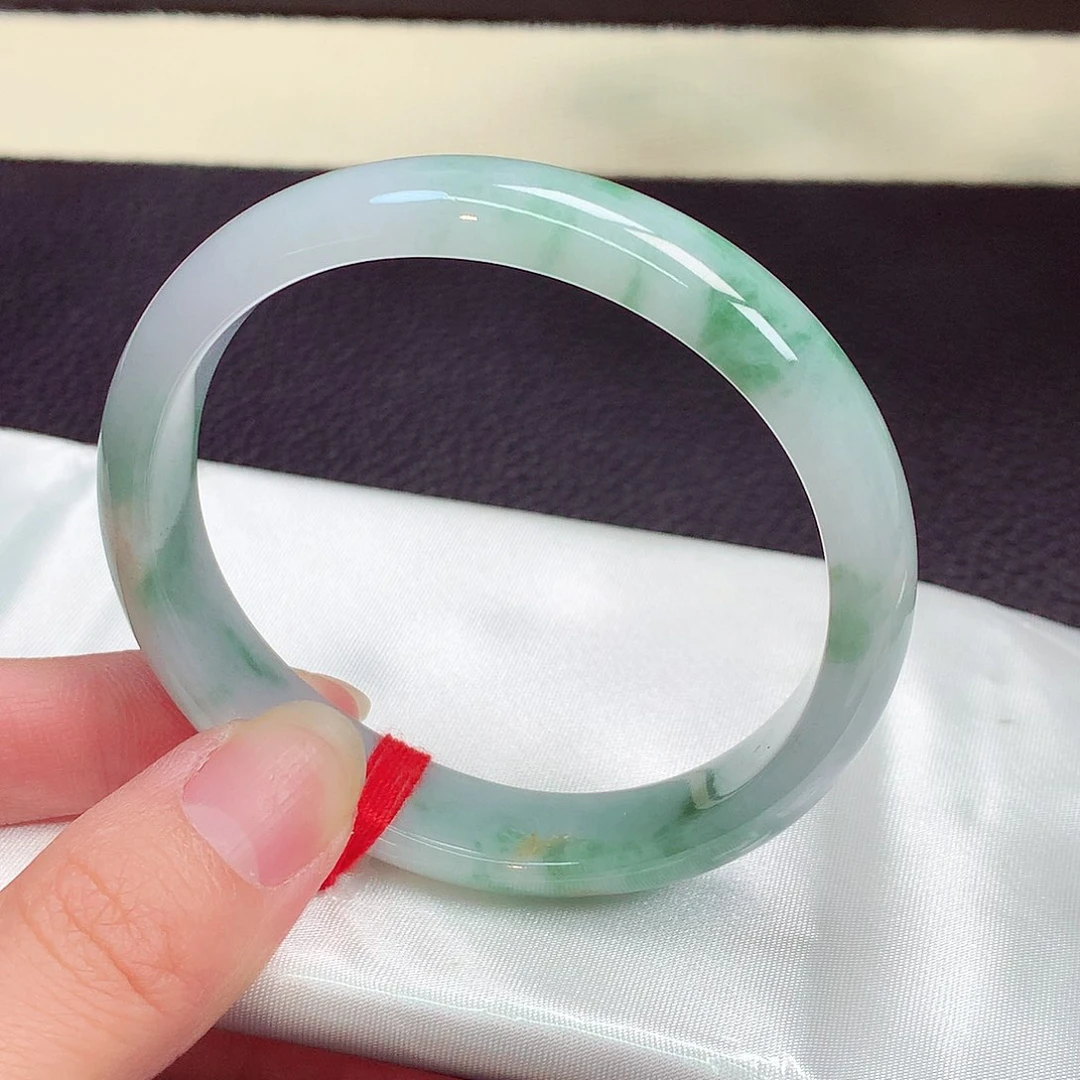 翡翠手镯未镶嵌524号