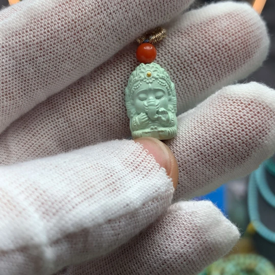 绿松石挂件未镶嵌