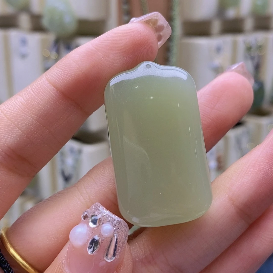 和田玉未镶嵌颈饰重**过